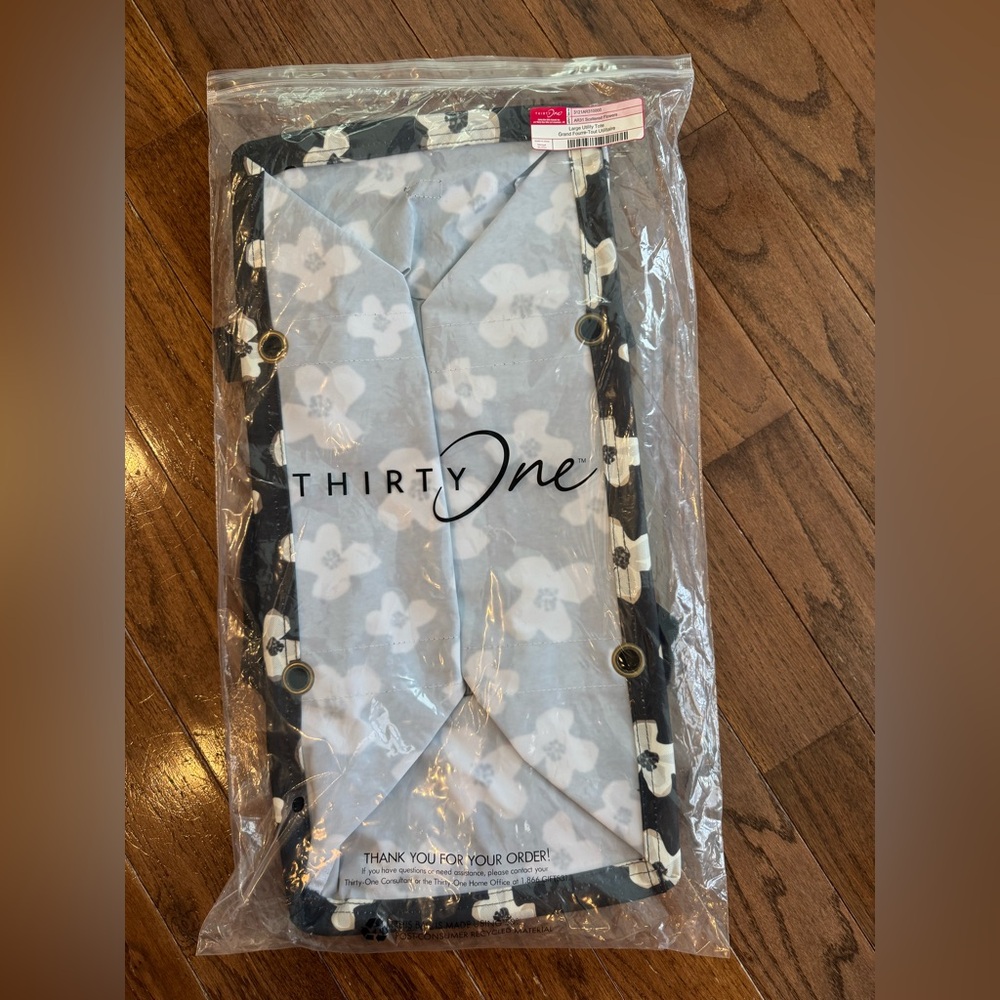 Thirty-One Large Utility Tote NEW